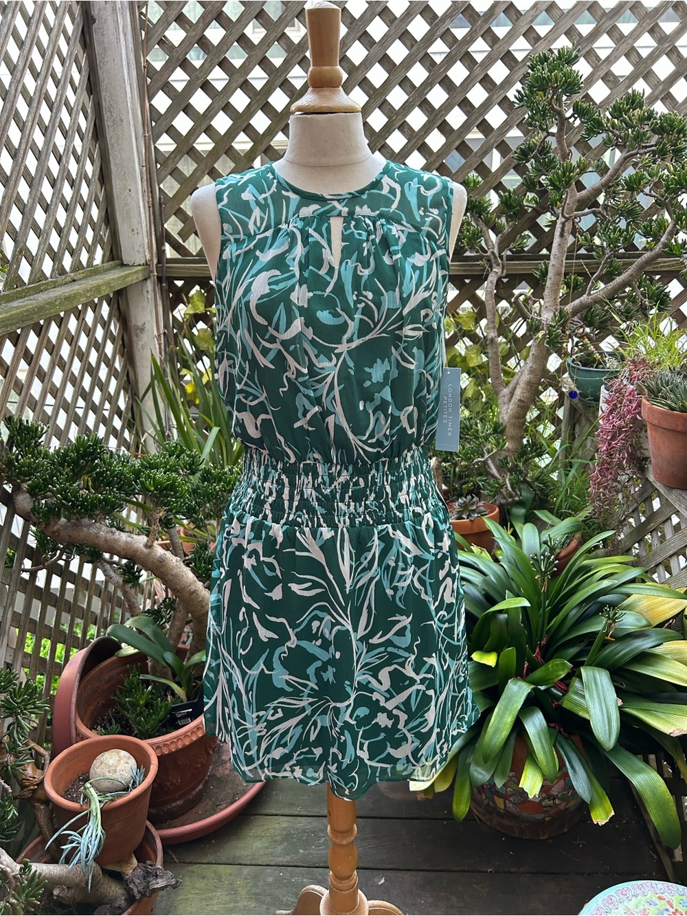London Times Teal and White Floral Smocked-Waist Dress. Size 10 P. NWT